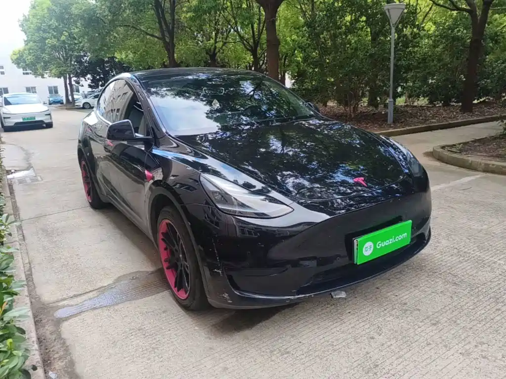 Tesla Model Y — фото 4