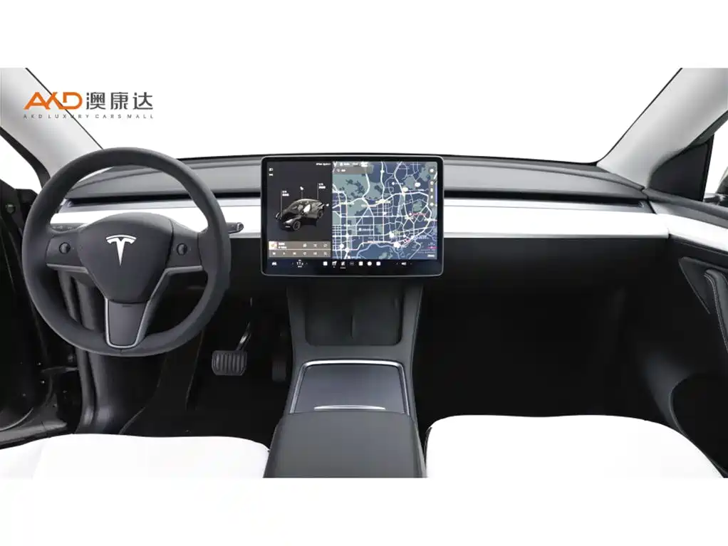 Tesla Model Y — фото 5