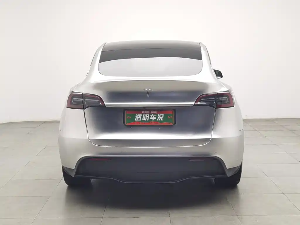 Tesla Model Y — фото 4