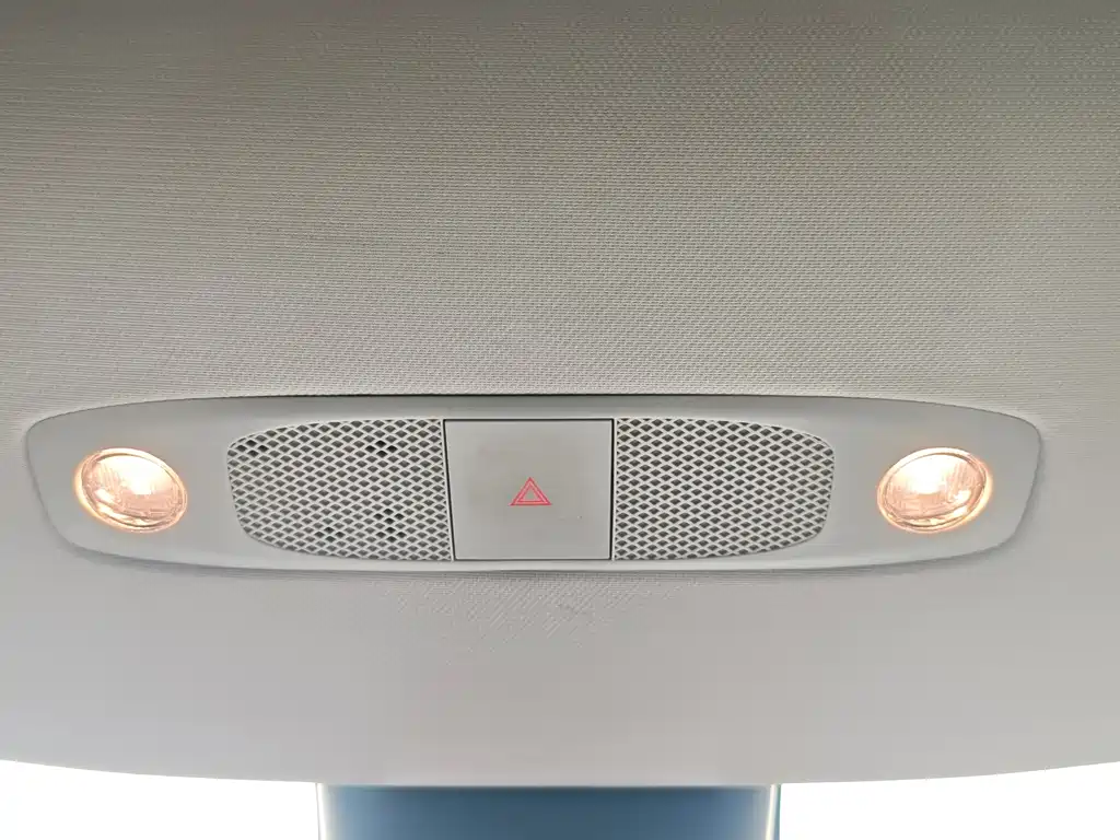 Tesla Model Y — фото 31