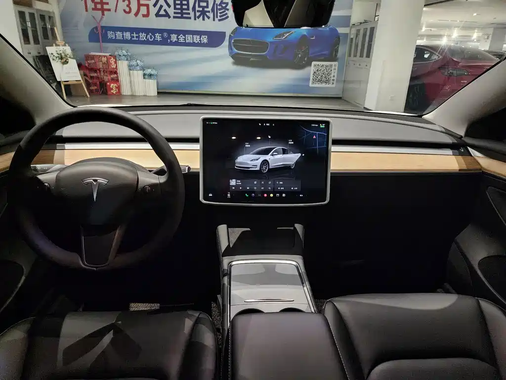 Tesla Model 3 — фото 6