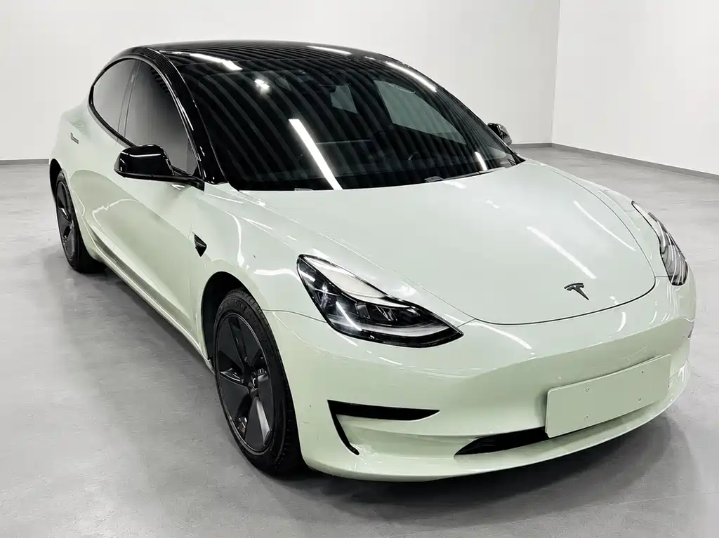 Tesla Model 3 — фото 3