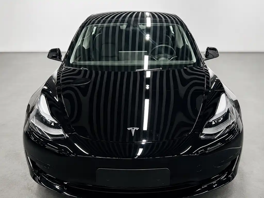 Tesla Model 3 — фото 2