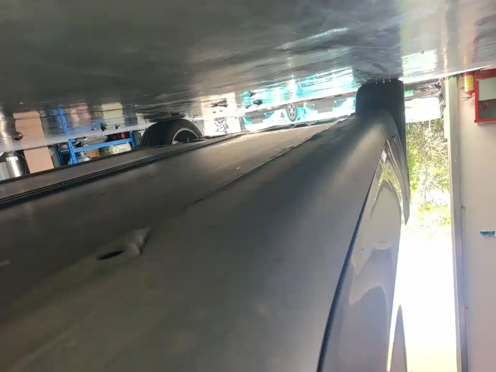 Tesla Model Y — фото 21