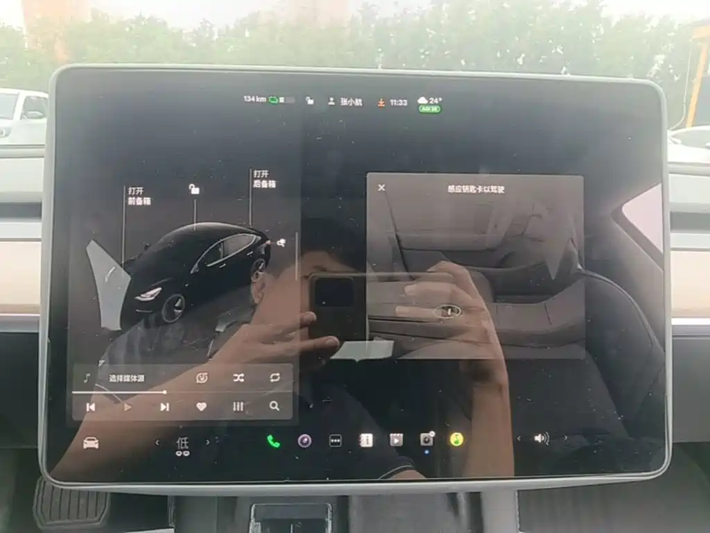 Tesla Model 3 — фото 13