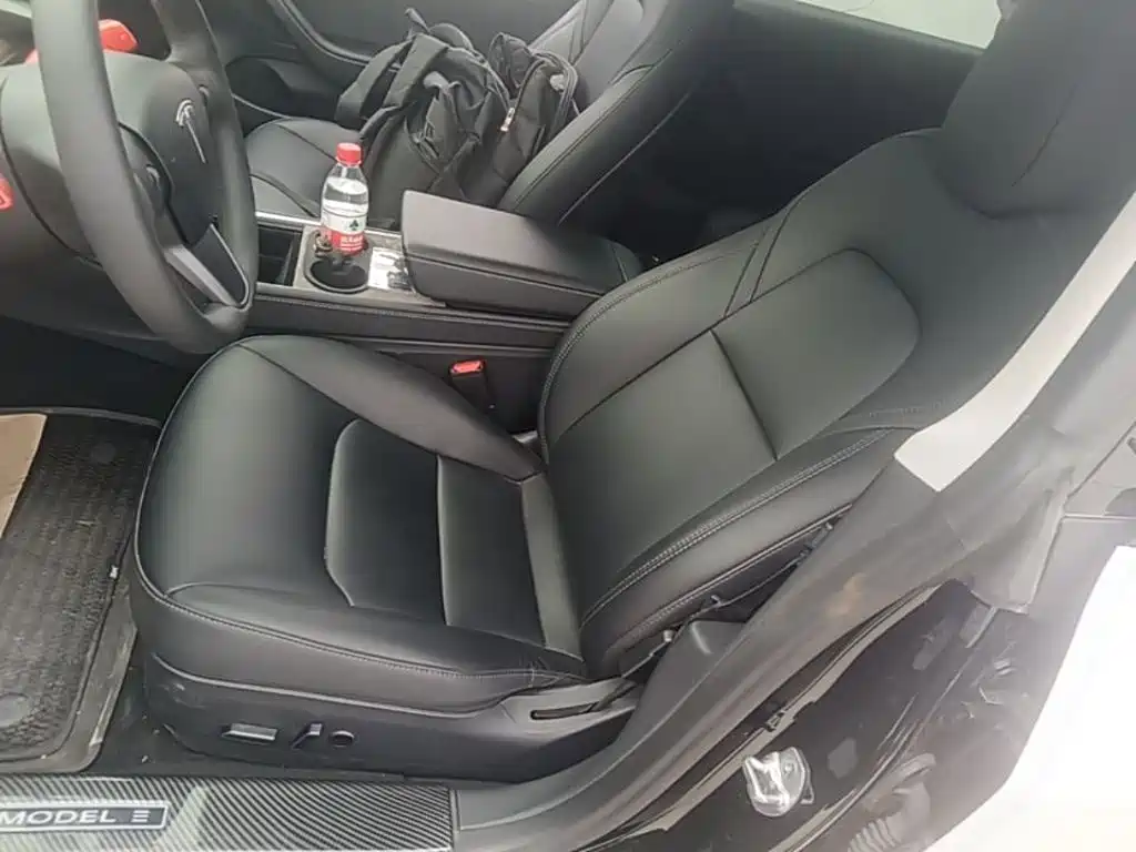 Tesla Model 3 — фото 15