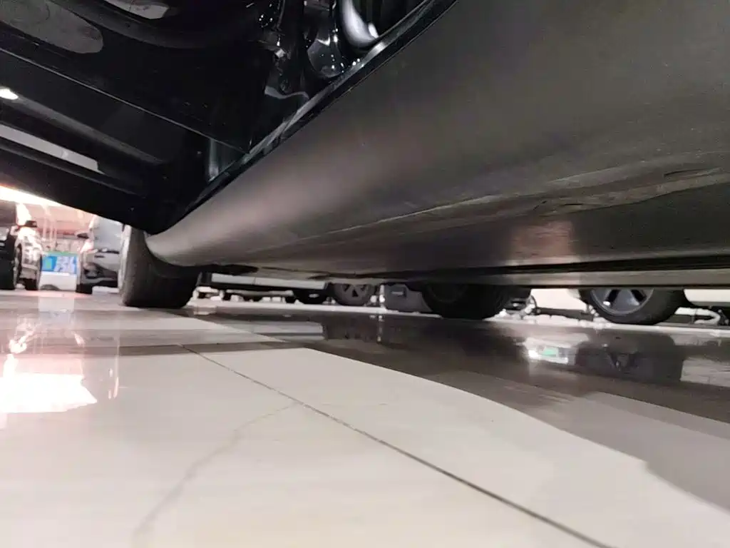 Tesla Model Y — фото 22