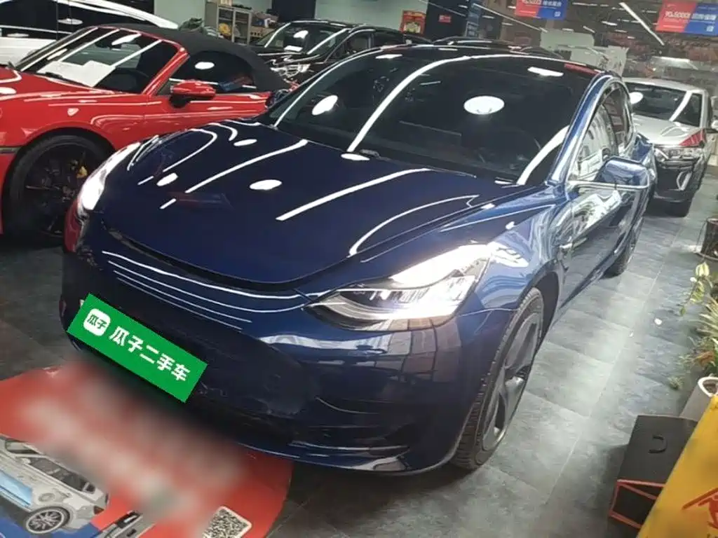 Tesla Model 3 — фото 2
