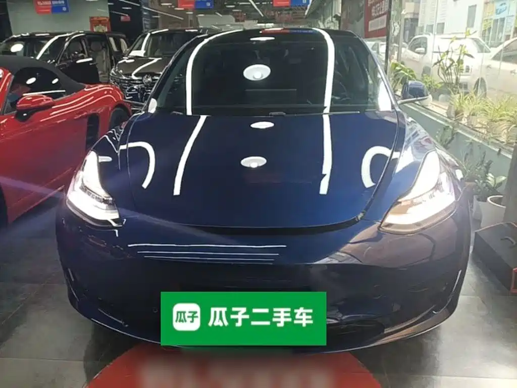 Tesla Model 3 — фото 3