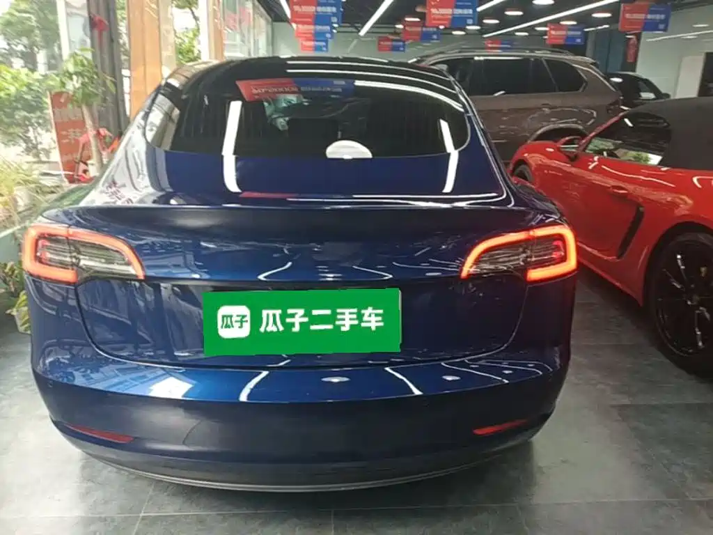 Tesla Model 3 — фото 6