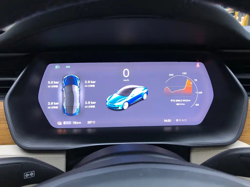 Tesla Model S — фото 14