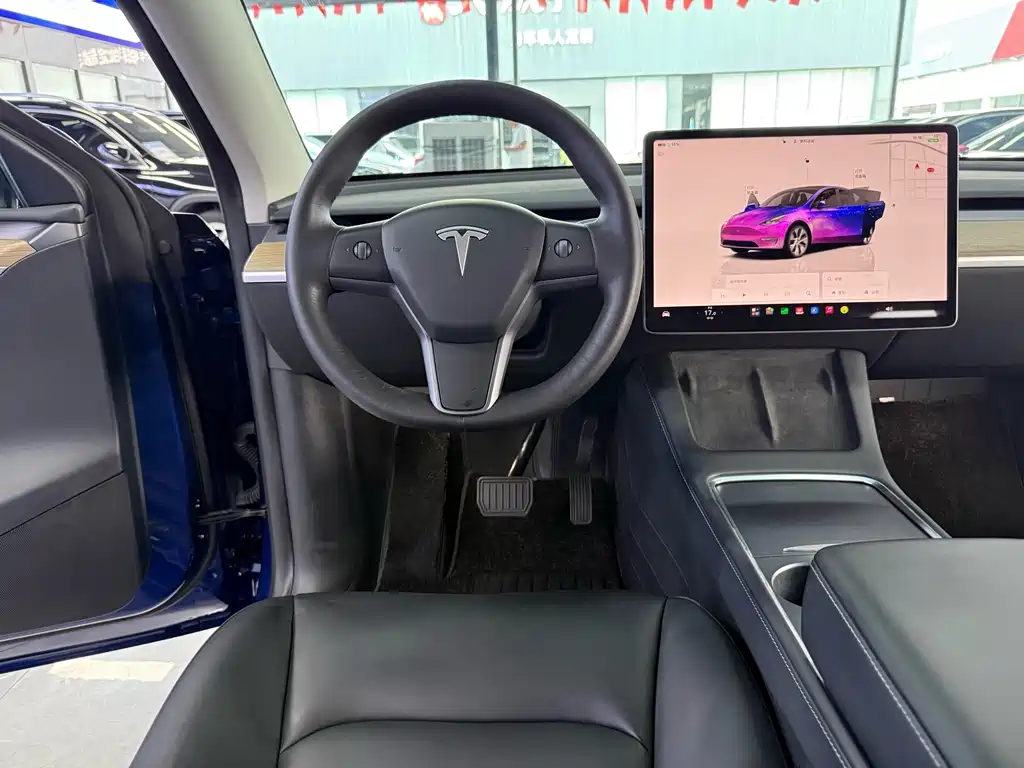 Tesla Model Y — фото 7