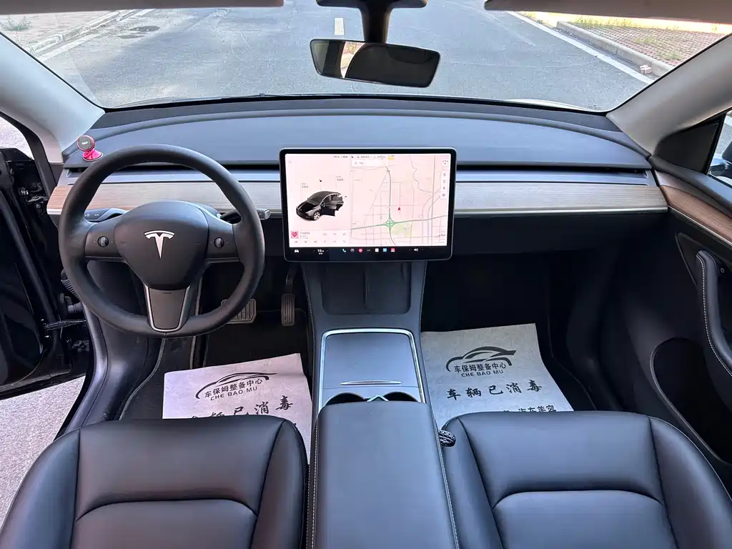 Tesla Model Y — фото 7