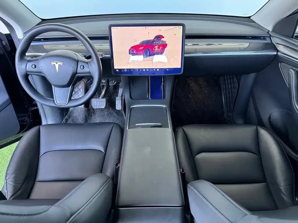 Tesla Model Y — фото 7
