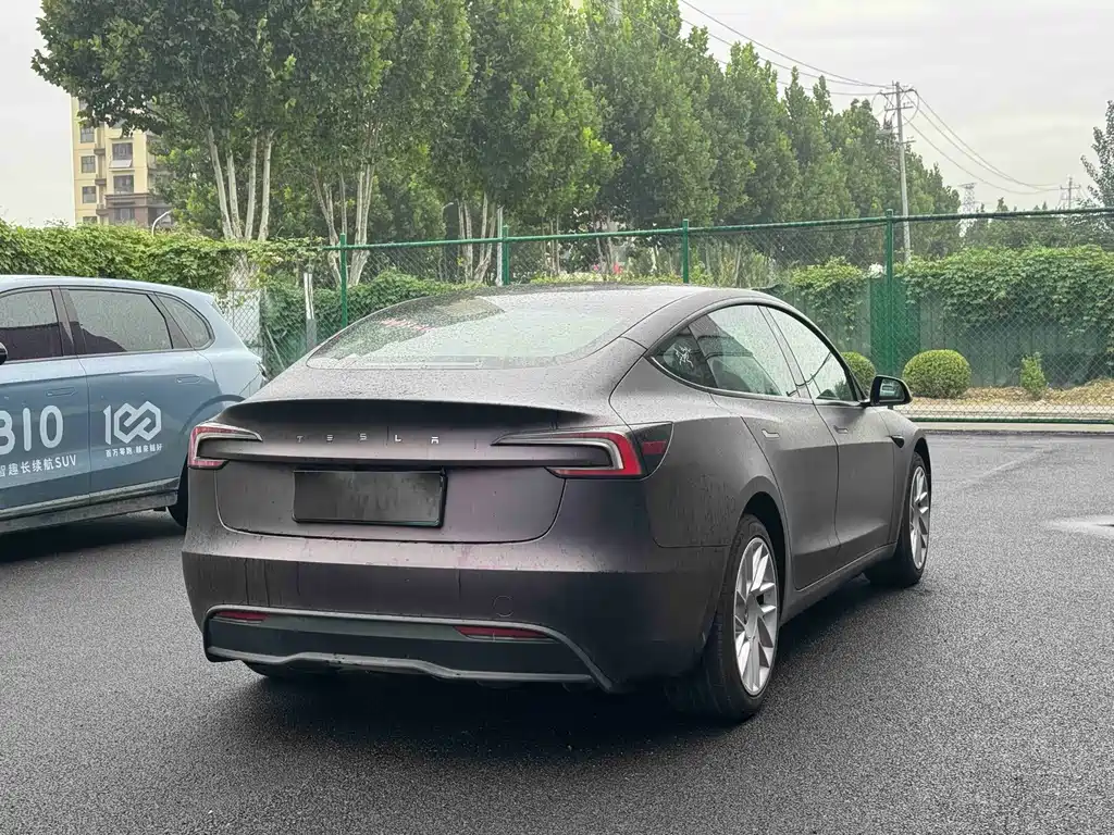 Tesla Model 3 — фото 5