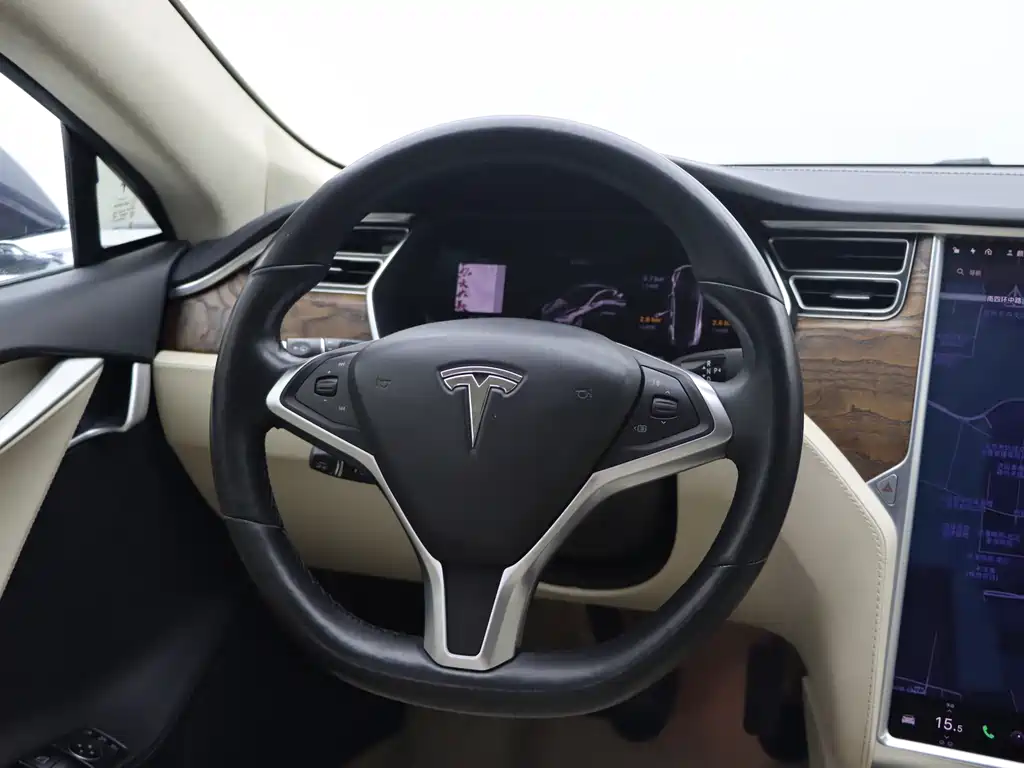 Tesla Model S — фото 42