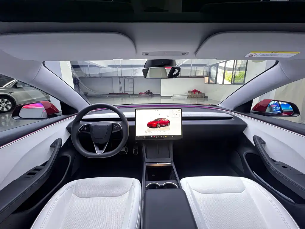 Tesla Model 3 — фото 6