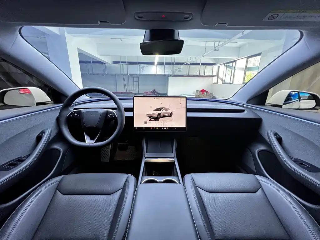 Tesla Model 3 — фото 6