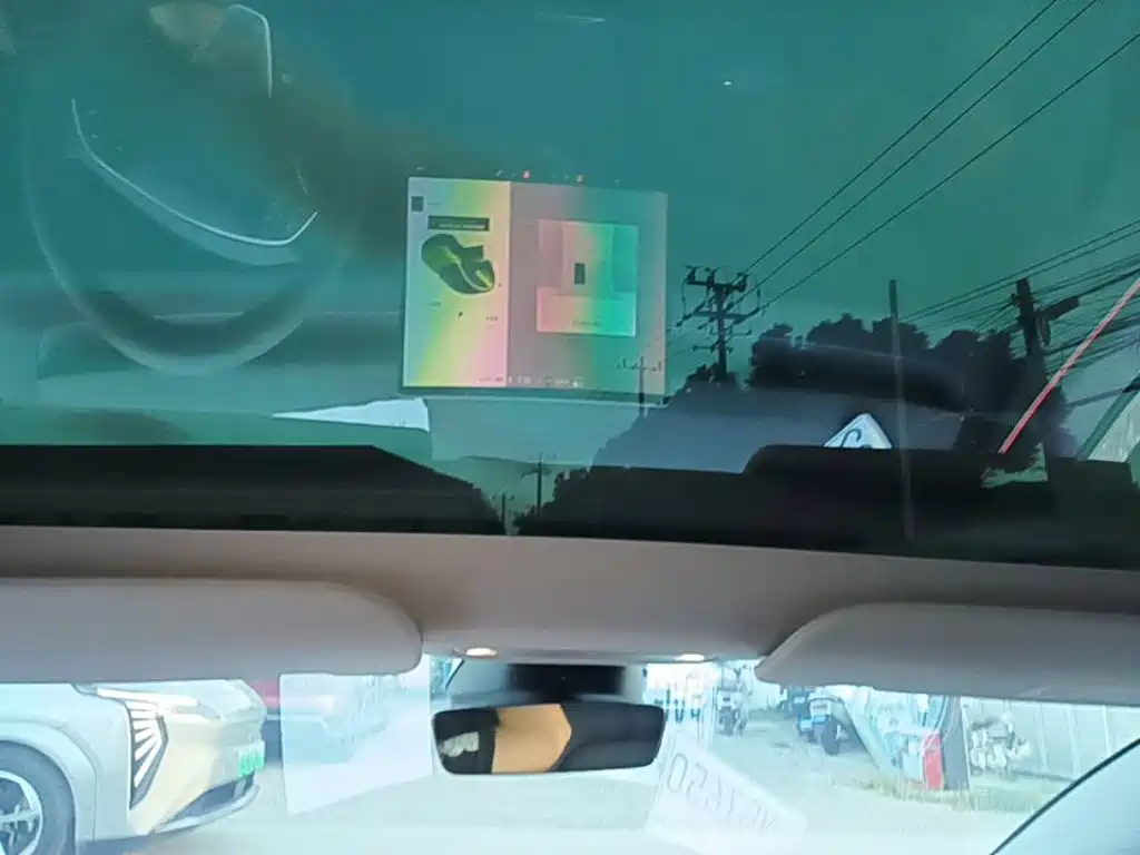 Tesla Model 3 — фото 18
