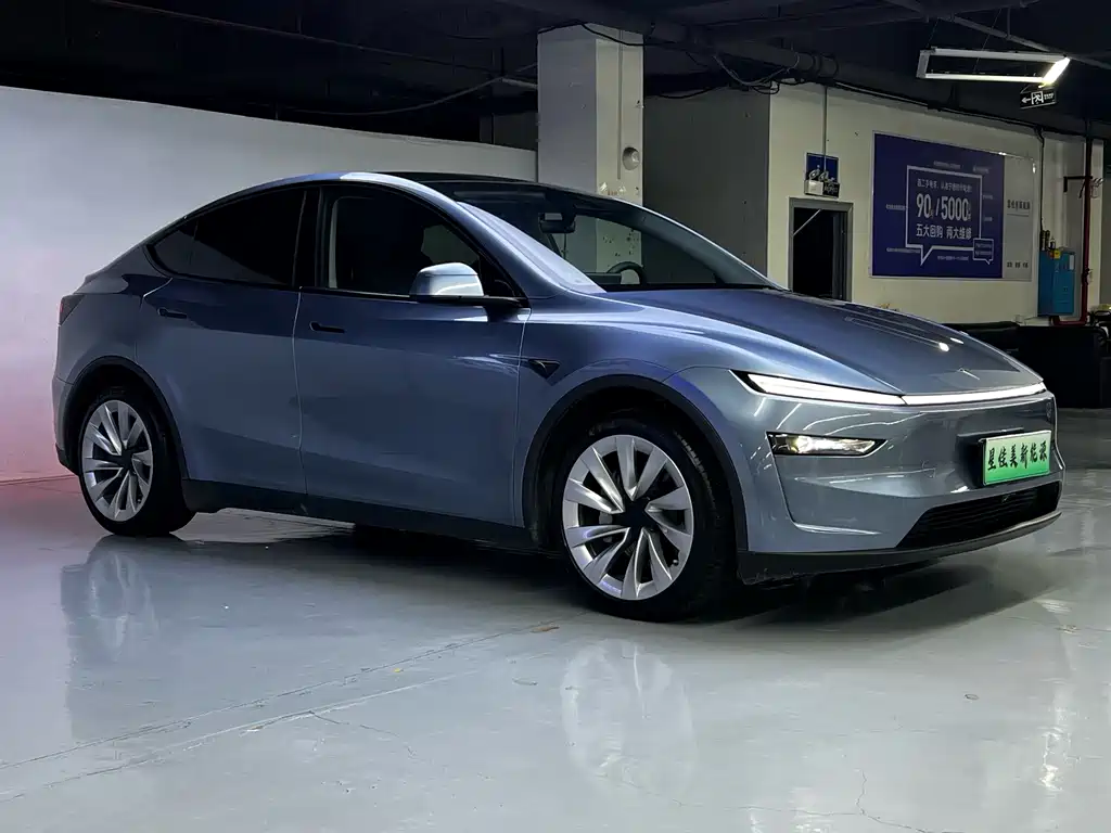 Tesla Model Y — фото 3