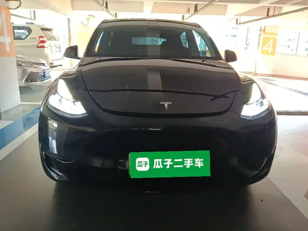 Tesla Model Y — фото 3