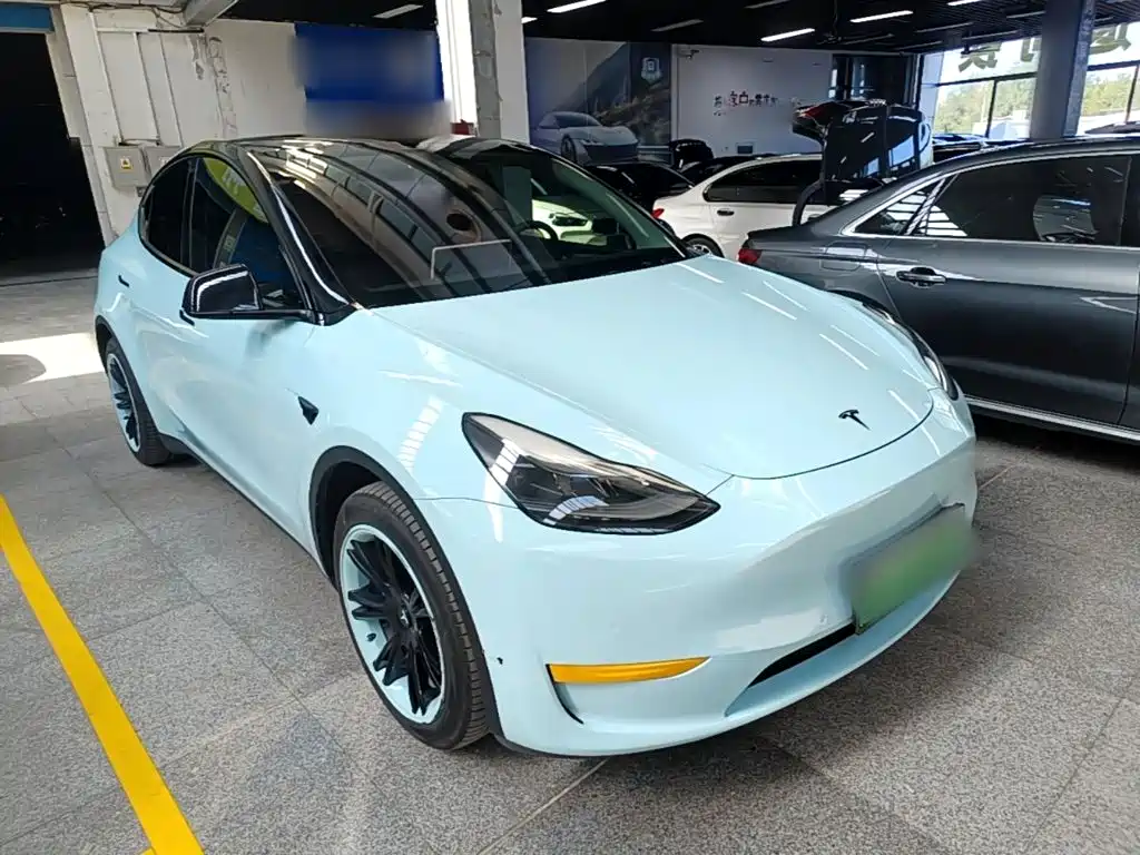 Tesla Model Y — фото 4