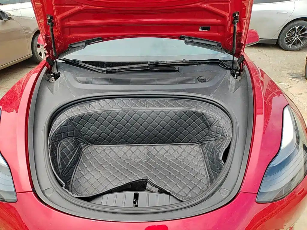 Tesla Model 3 — фото 20