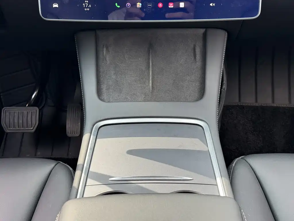 Tesla Model Y — фото 19