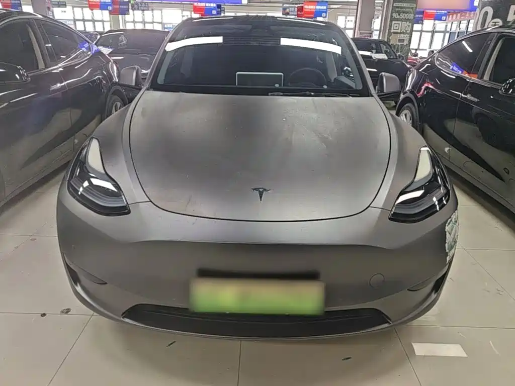 Tesla Model Y — фото 3
