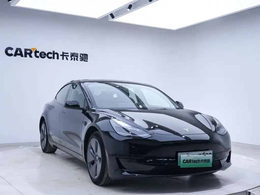 Tesla Model 3 — фото 6