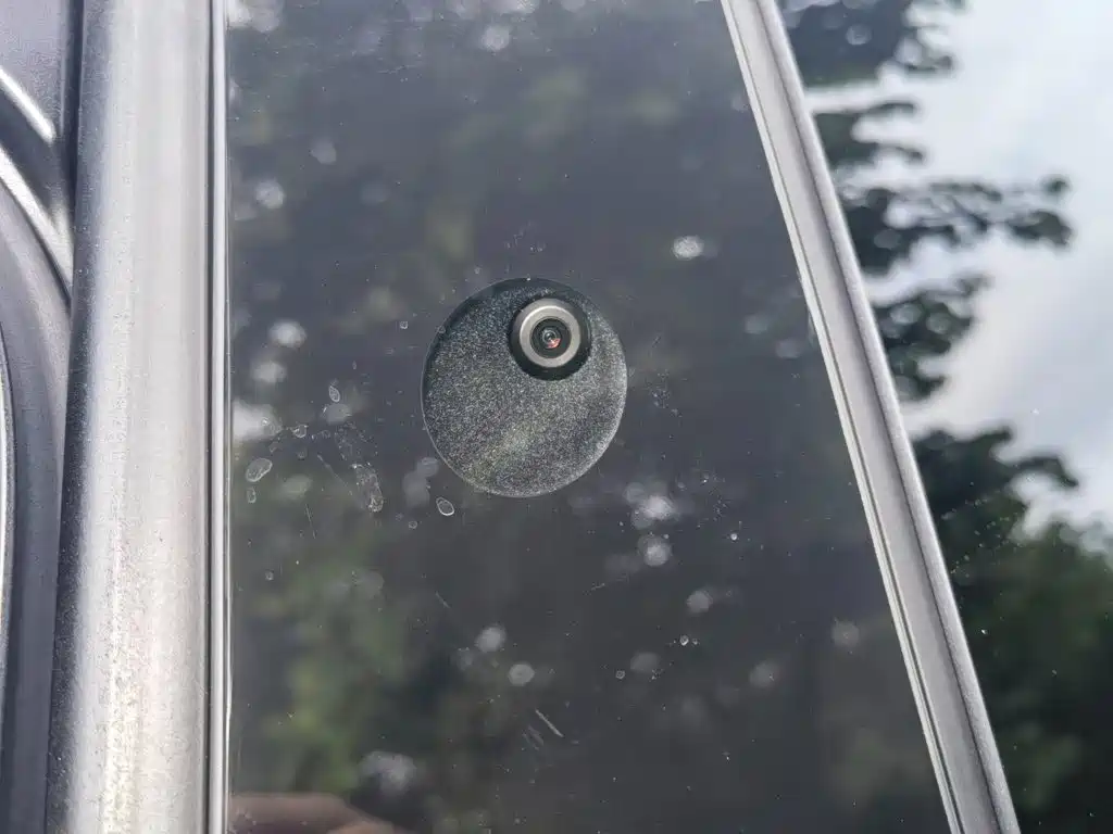Tesla Model Y — фото 31