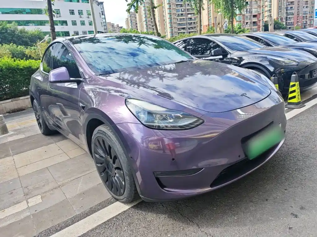 Tesla Model Y — фото 4