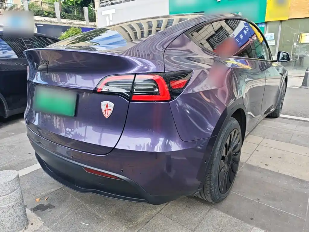 Tesla Model Y — фото 7