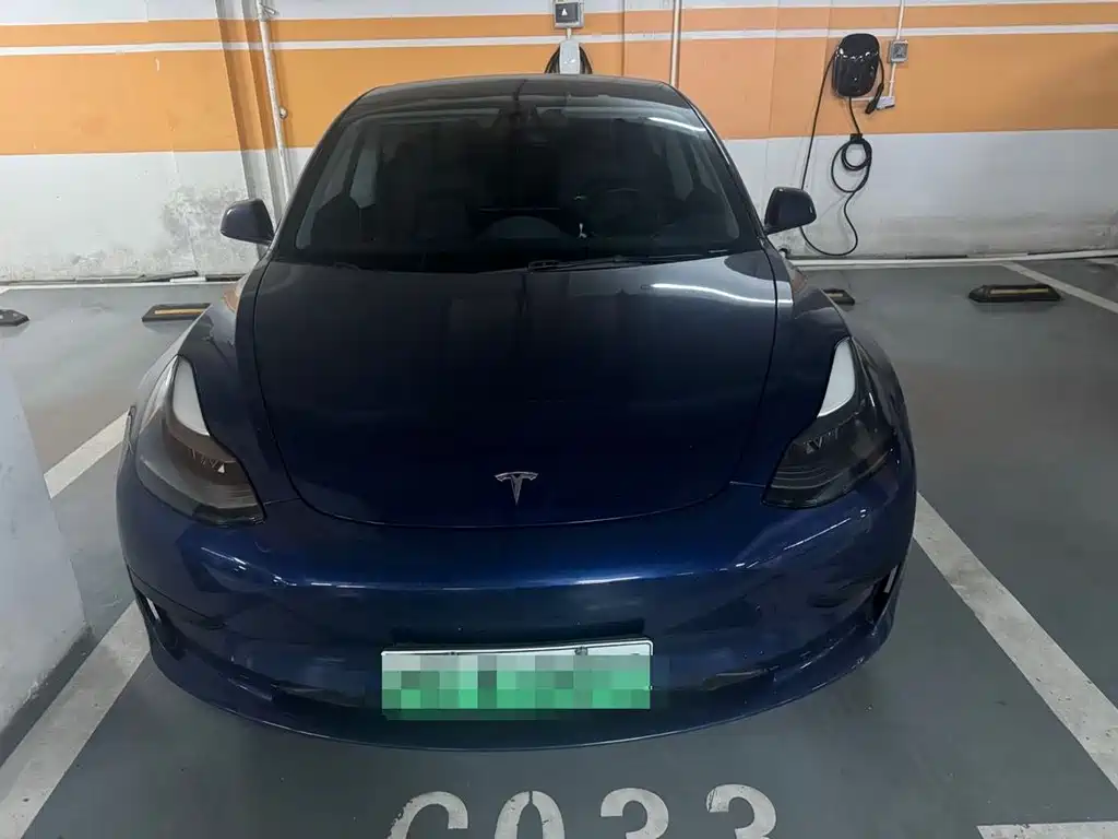 Tesla Model 3 — фото 11