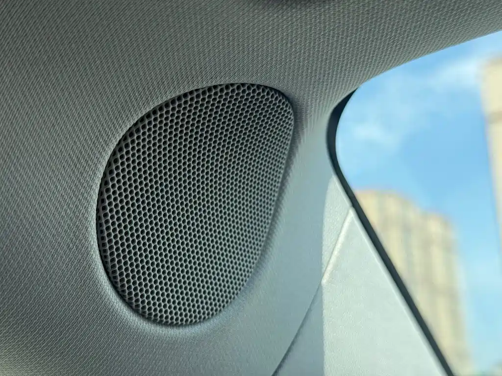 Tesla Model Y — фото 31