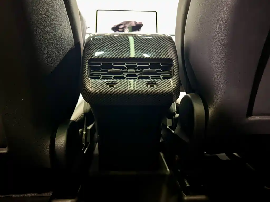 Tesla Model Y — фото 23