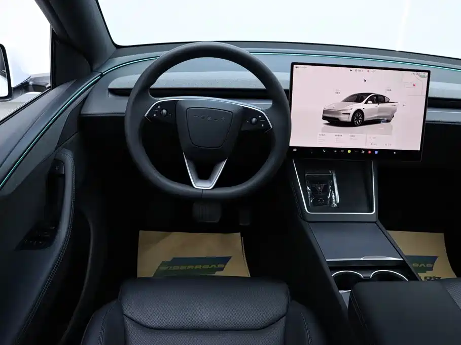 Tesla Model Y L — фото 23