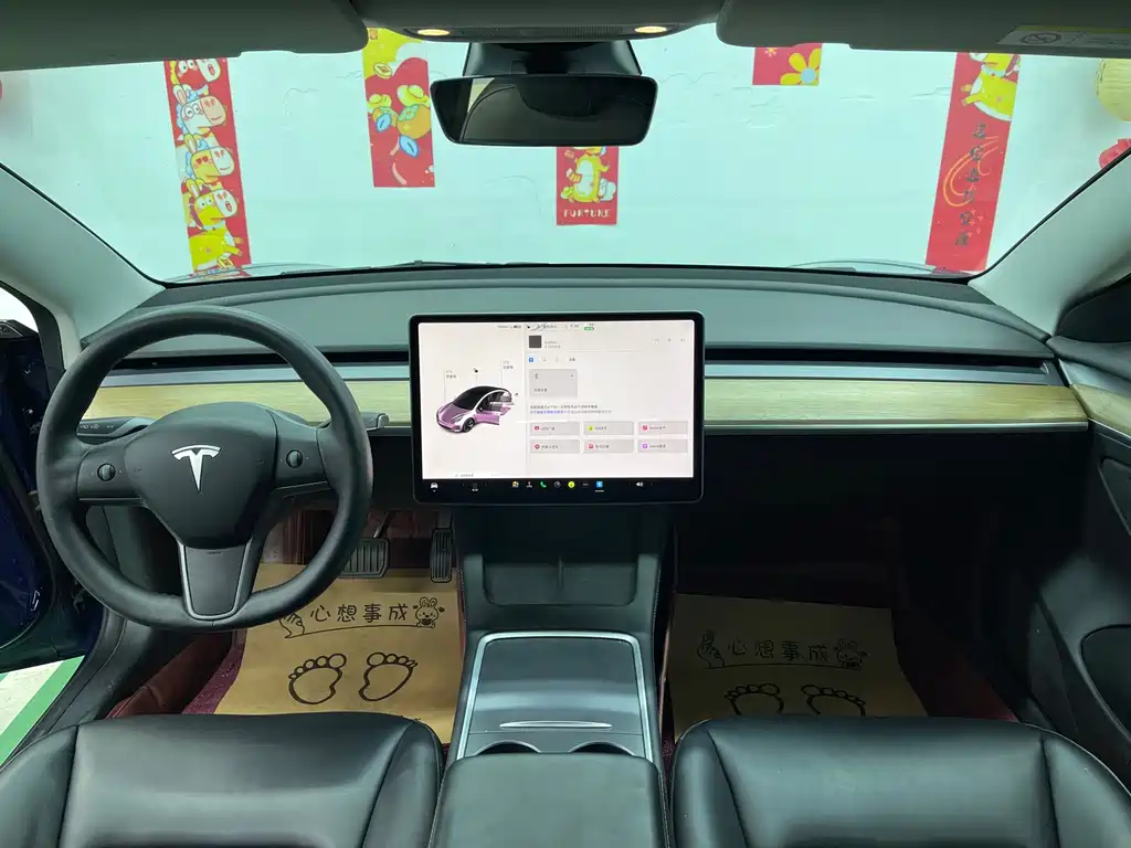 Tesla Model 3 — фото 10