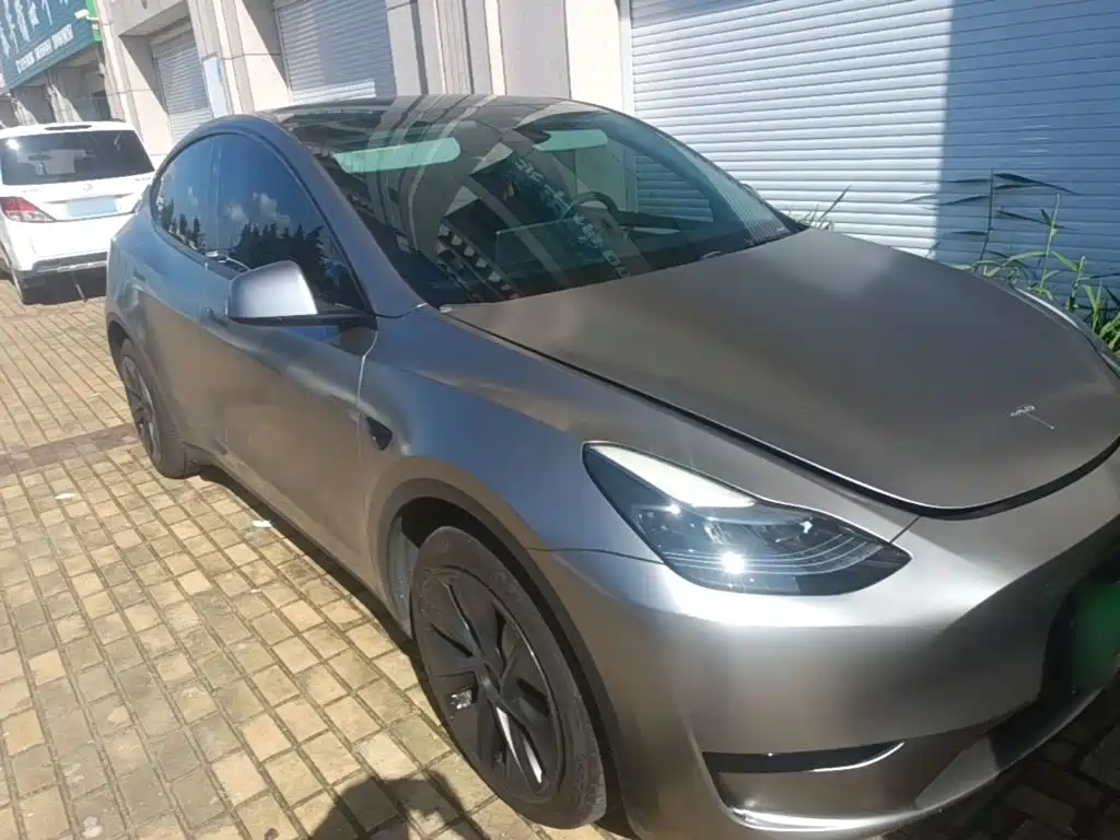 Tesla Model Y — фото 4