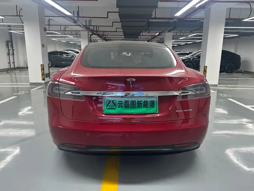 Tesla Model S — фото 6