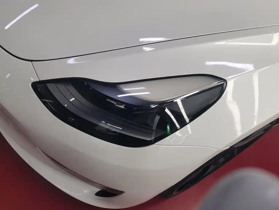 Tesla Model 3 — фото 5