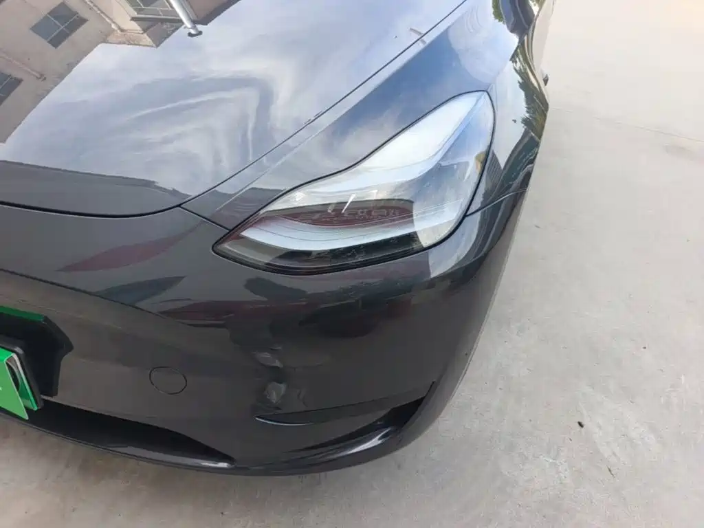 Tesla Model Y — фото 24