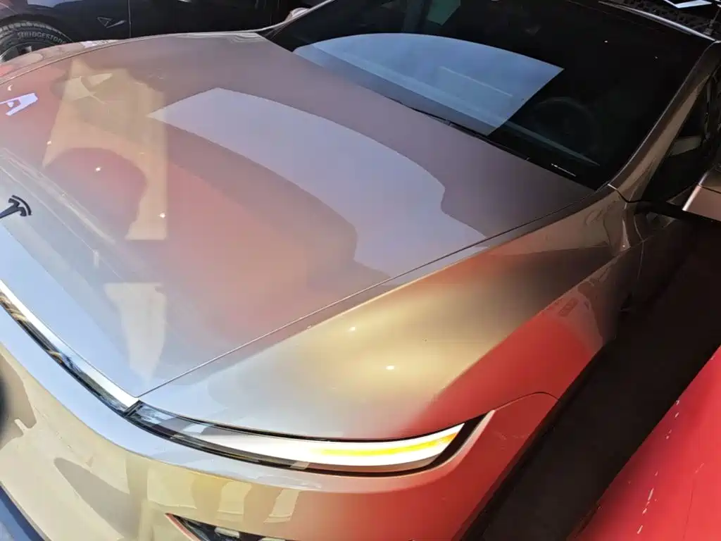 Tesla Model Y L — фото 3