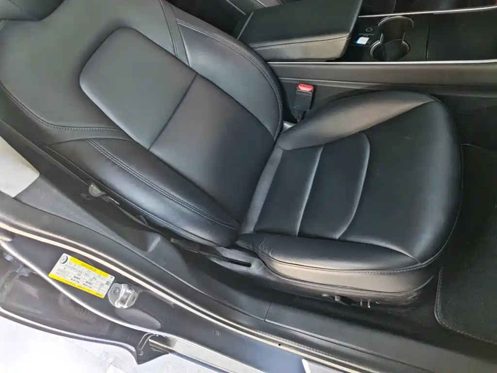 Tesla Model 3 — фото 20