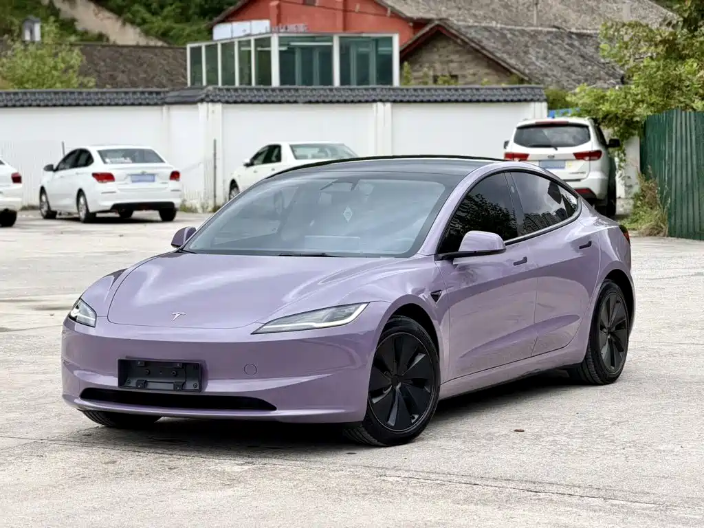 Tesla Model 3 — фото 2