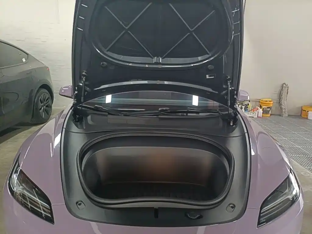Tesla Model 3 — фото 20