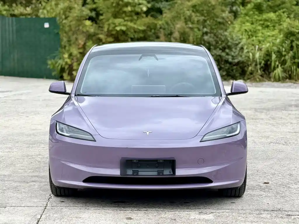 Tesla Model 3 — фото 3