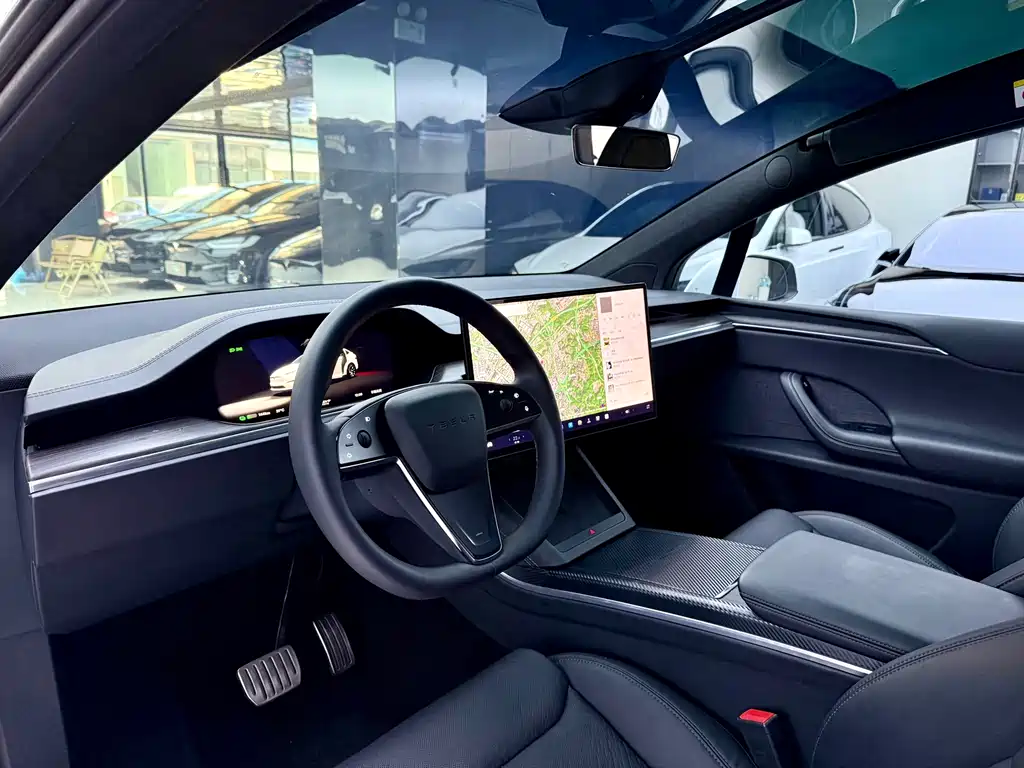 Tesla Model X — фото 5