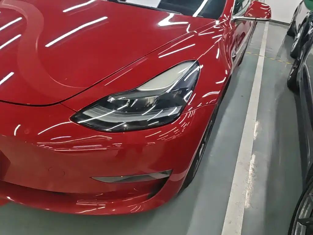 Tesla Model 3 — фото 24