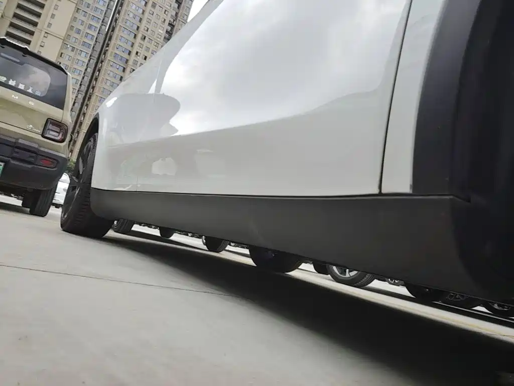 Tesla Model Y — фото 21